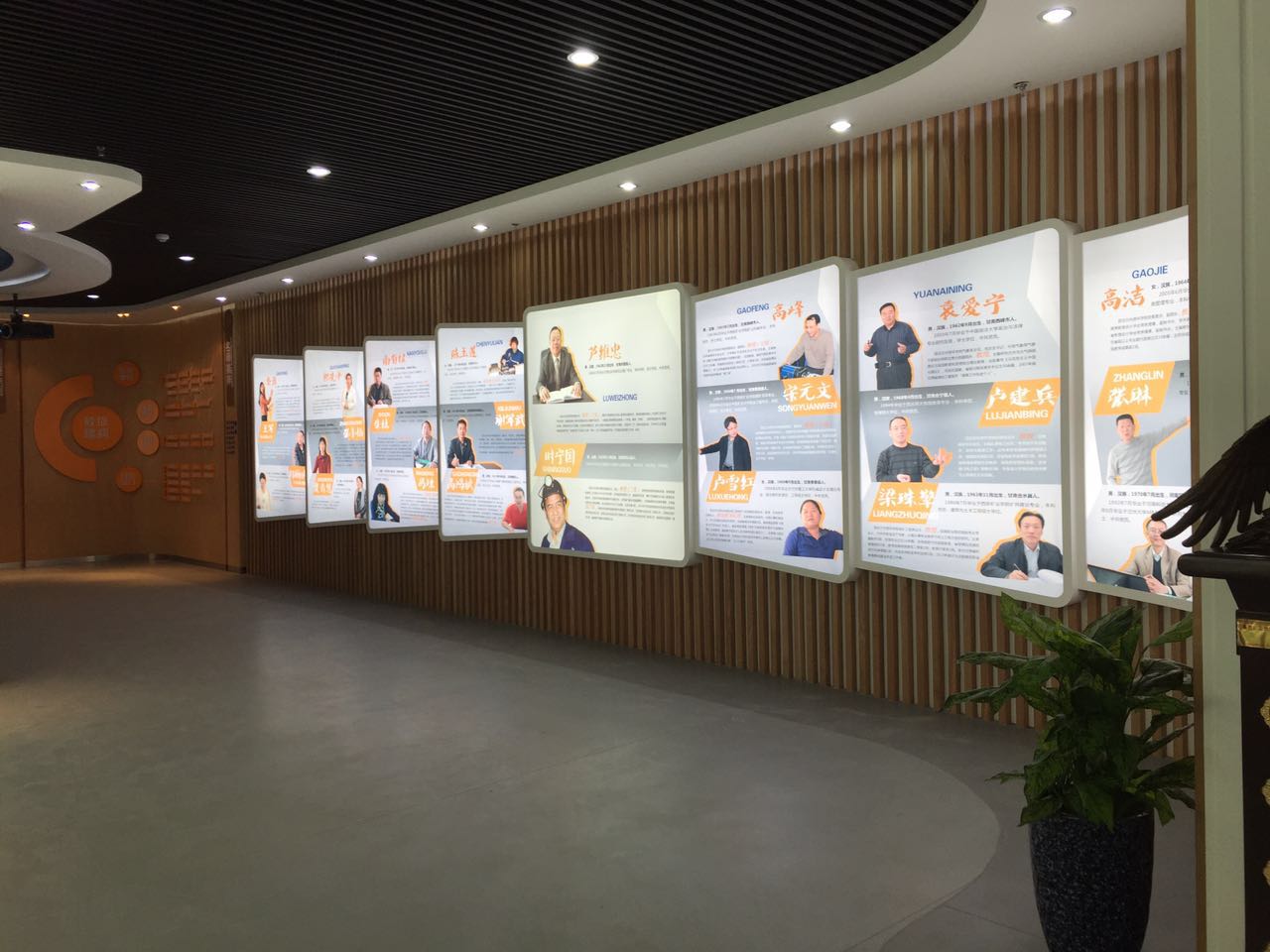 兰州资源学院照片-817404704797117137